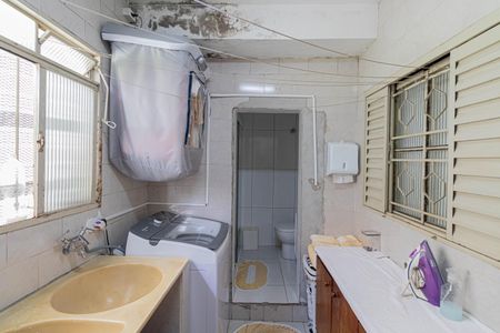 Casa para alugar com 80m², 2 quartos e 1 vaga Casa para alugar com 80m², 2 quartos e 1 vagaÁrea de Serviço