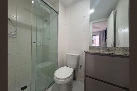 Studio para alugar com 25m², 1 quarto e sem vaga Studio para alugar com 25m², 1 quarto e sem vagaBanheiro