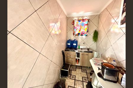 Casa à venda com 380m², 4 quartos e 4 vagasCozinha 2