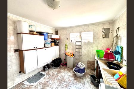 Casa à venda com 380m², 4 quartos e 4 vagasÁrea de Serviço