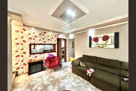 Casa à venda com 380m², 4 quartos e 4 vagasSala