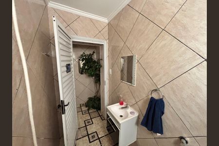 Casa à venda com 380m², 4 quartos e 4 vagasBanheiro 4