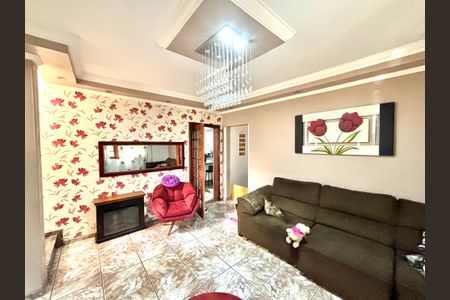 Sala de casa à venda com 4 quartos, 380m² em Vila Guilhermina, São Paulo