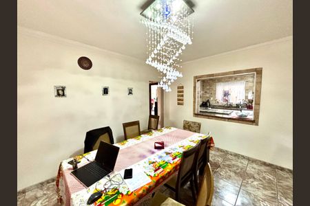 Casa à venda com 380m², 4 quartos e 4 vagasSala de Jantar