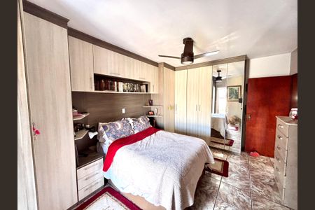 Casa à venda com 380m², 4 quartos e 4 vagasQuarto 2