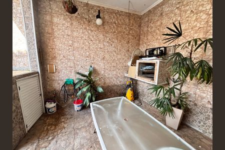 Casa à venda com 380m², 4 quartos e 4 vagasPiscina