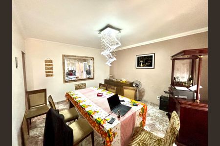 Casa à venda com 380m², 4 quartos e 4 vagasSala de Jantar
