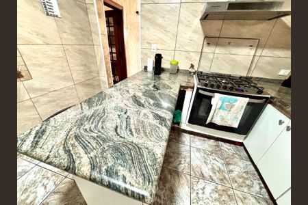Casa à venda com 380m², 4 quartos e 4 vagasCozinha