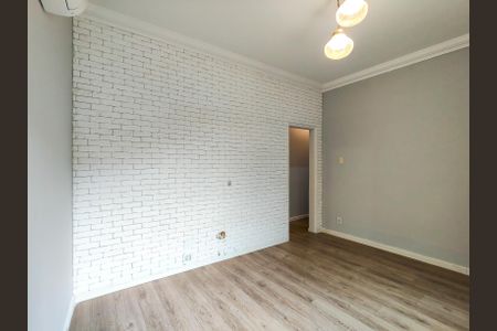 Sala de apartamento para alugar com 2 quartos, 65m² em Tijuca, Rio de Janeiro