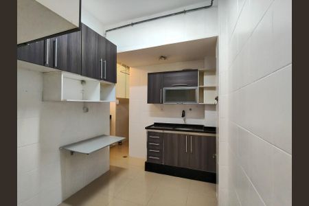Apartamento para alugar com 65m², 2 quartos e sem vagaCozinha