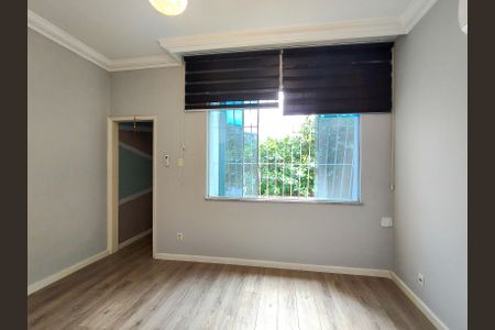 Sala de apartamento para alugar com 2 quartos, 65m² em Tijuca, Rio de Janeiro