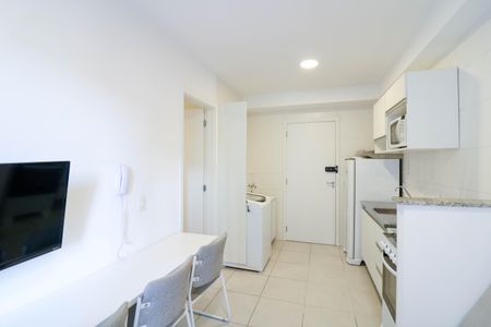 Studio para alugar com 28m², 1 quarto e sem vagaSala / Cozinha
