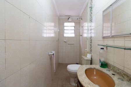 Casa à venda com 295m², 2 quartos e 1 vagaBanheiro 2