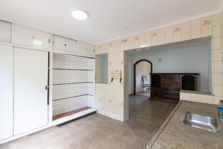 Casa à venda com 295m², 2 quartos e 1 vagaCozinha