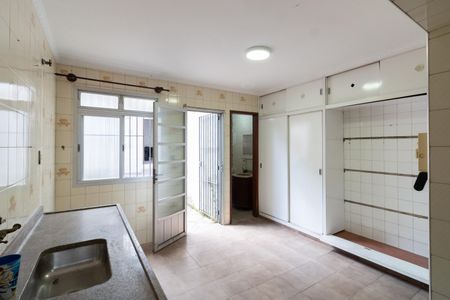 Casa à venda com 295m², 2 quartos e 1 vagaCozinha