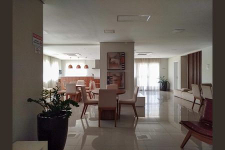 Apartamento à venda com 75m², 2 quartos e 2 vagasSalão de Festas