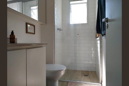 Apartamento à venda com 75m², 2 quartos e 2 vagasBanheiro 1 - suíte