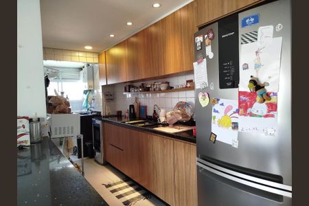 Apartamento à venda com 75m², 2 quartos e 2 vagasCozinha