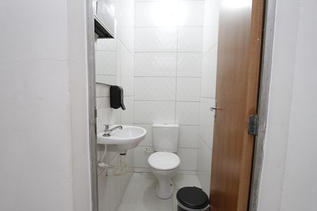 Casa à venda com 360m², 5 quartos e 3 vagasbanheiro  Casa 3