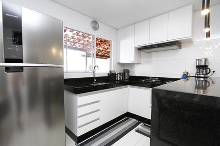 Casa à venda com 360m², 5 quartos e 3 vagasCozinha  casa 1