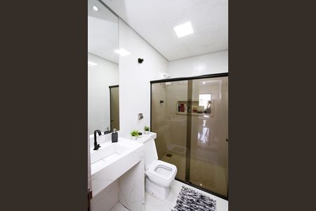 Casa à venda com 360m², 5 quartos e 3 vagasBanheiro casa 1