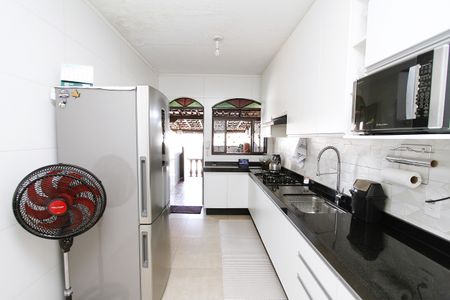 Casa à venda com 360m², 5 quartos e 3 vagasCozinha CASA 2