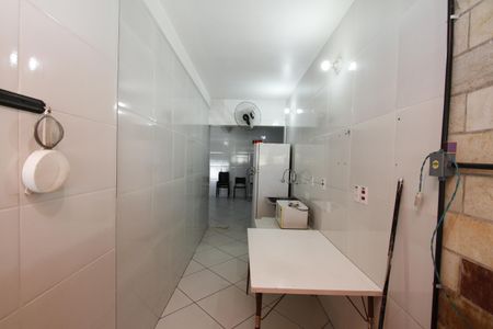 Casa à venda com 360m², 5 quartos e 3 vagascozinha  Casa 3