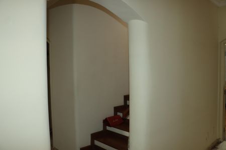 Casa de condomínio para alugar com 591m², 7 quartos e 4 vagasCorredor
