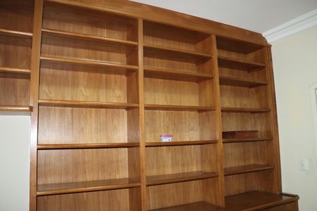 Casa de condomínio para alugar com 591m², 7 quartos e 4 vagasEscritório 