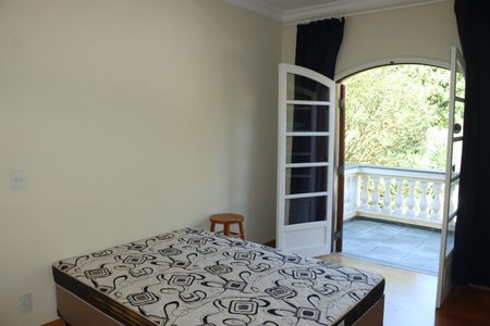 Casa de condomínio para alugar com 591m², 7 quartos e 4 vagasSuíte 4