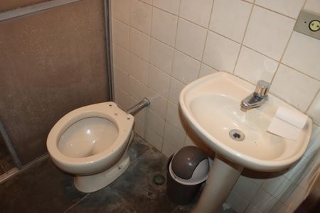 Casa de condomínio para alugar com 591m², 7 quartos e 4 vagasEdícula 