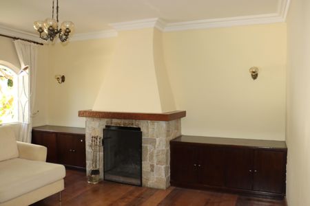 Casa de condomínio para alugar com 591m², 7 quartos e 4 vagasSala 2