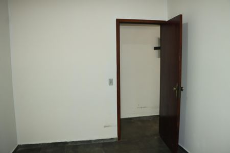 Casa de condomínio para alugar com 591m², 7 quartos e 4 vagasEdícula 