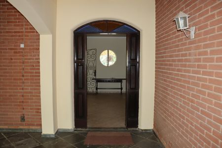 Casa de condomínio para alugar com 591m², 7 quartos e 4 vagasSala
