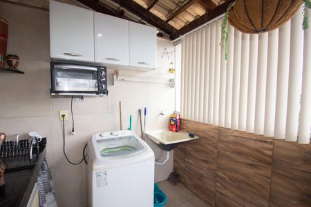 Apartamento à venda com 98m², 2 quartos e 1 vagaCozinha e Área de Serviço