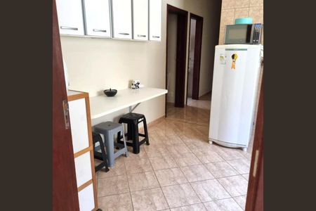 Casa à venda com 232m², 5 quartos e 3 vagasCozinha