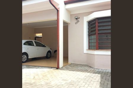 Casa à venda com 232m², 5 quartos e 3 vagasGaragem