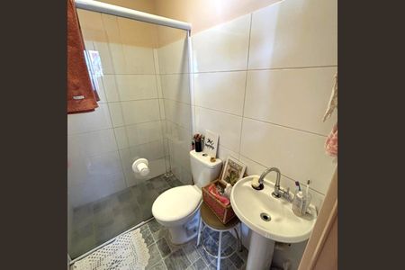 Casa à venda com 232m², 5 quartos e 3 vagasBanheiro