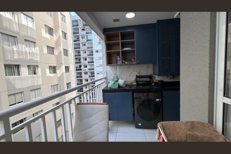 Apartamento à venda com 45m², 2 quartos e sem vagaSacada