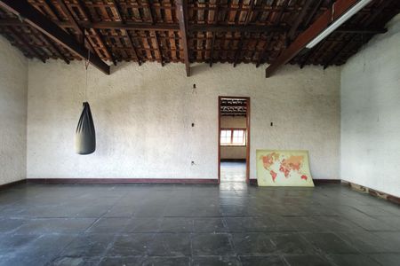 Casa para alugar com 700m², 3 quartos e 7 vagasTerraço