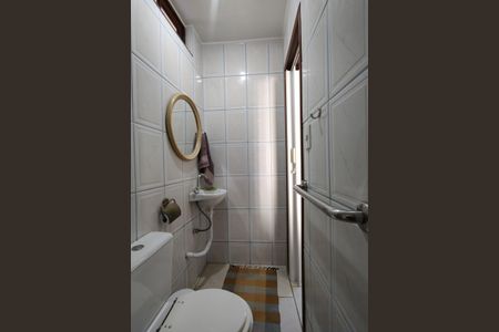 Casa para alugar com 700m², 3 quartos e 7 vagasBanheiro Social 1