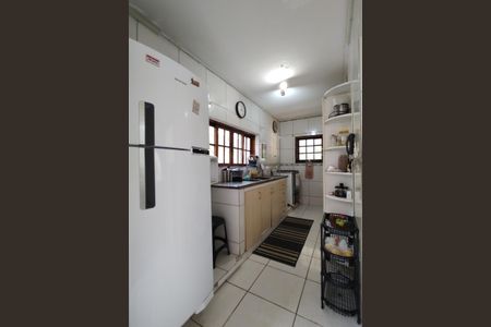 Casa para alugar com 700m², 3 quartos e 7 vagasCozinha - Armários