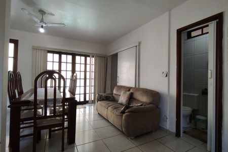 Casa para alugar com 700m², 3 quartos e 7 vagasSala