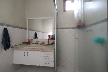 Casa para alugar com 700m², 3 quartos e 7 vagasBanheiro Social 2