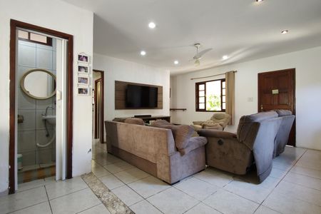 Casa para alugar com 700m², 3 quartos e 7 vagasSala