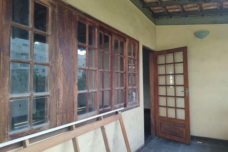 Casa para alugar com 700m², 3 quartos e 7 vagasVaranda 