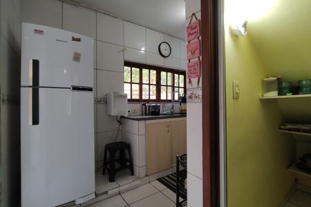 Casa para alugar com 700m², 3 quartos e 7 vagasCozinha - Armários