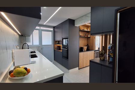 Apartamento à venda com 100m², 3 quartos e 2 vagasCozinha 