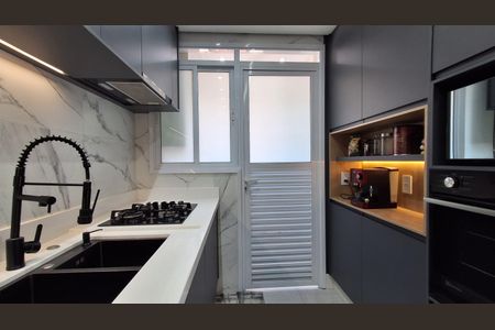 Apartamento à venda com 100m², 3 quartos e 2 vagasCozinha 