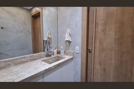 Apartamento à venda com 100m², 3 quartos e 2 vagasBanheiro Social 